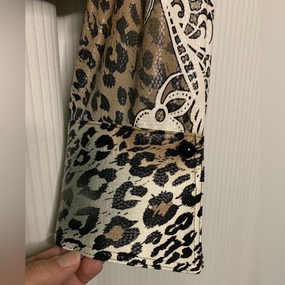 Joseph Ribkoff - Multi Print Blouse With Zipper Front And Oversized Cuffs - Picture 7 of 12
